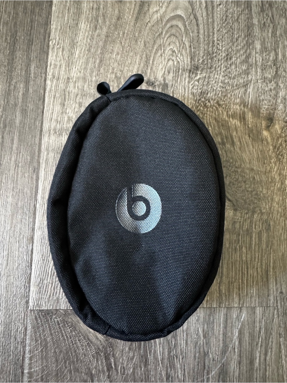 Beats Black soft headphone zipCarrying Case with Logo small